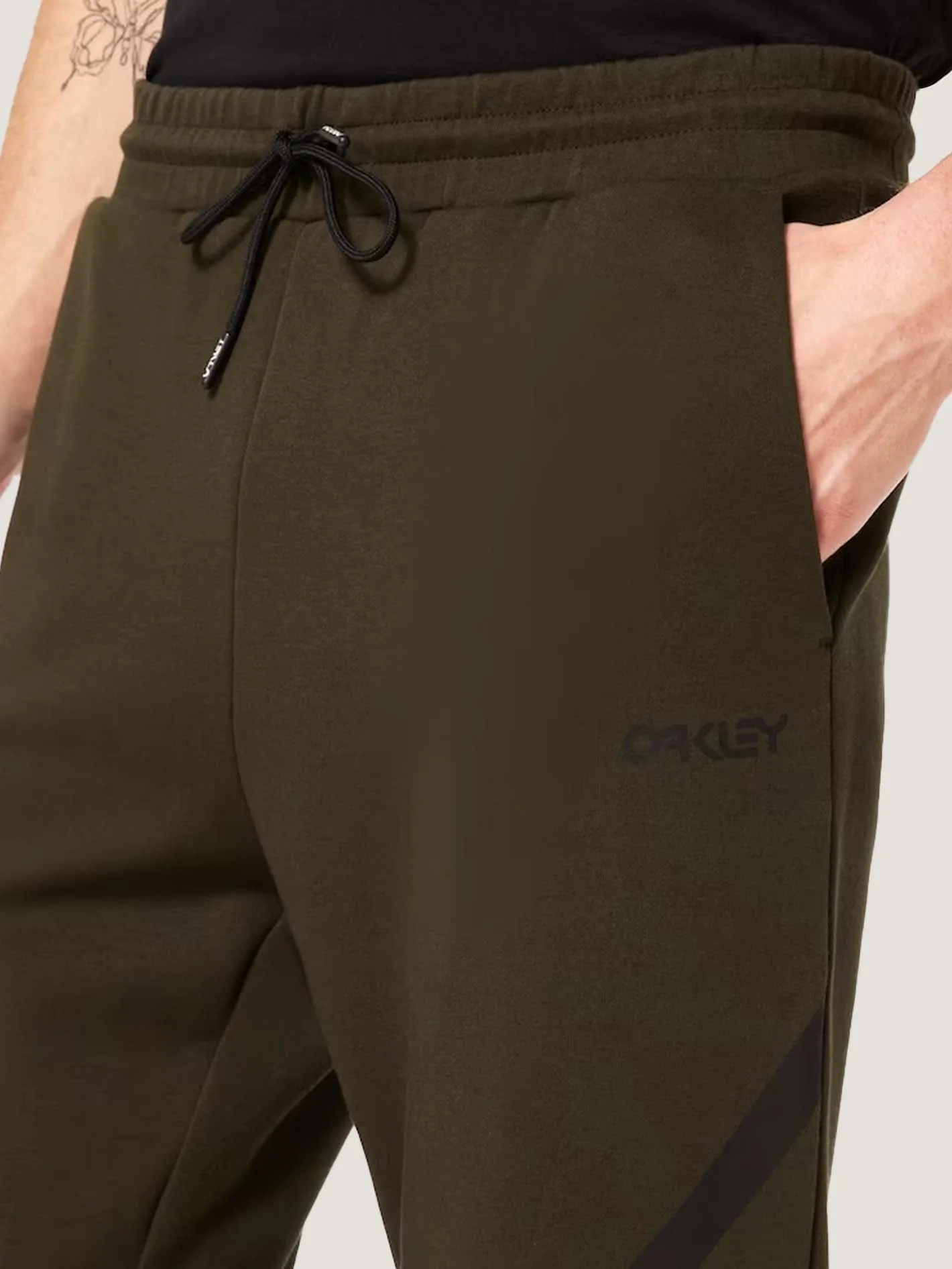 PANTALON BUZO OAKLEY HOMBRE ROAM COMMUTER SWEATPANTS