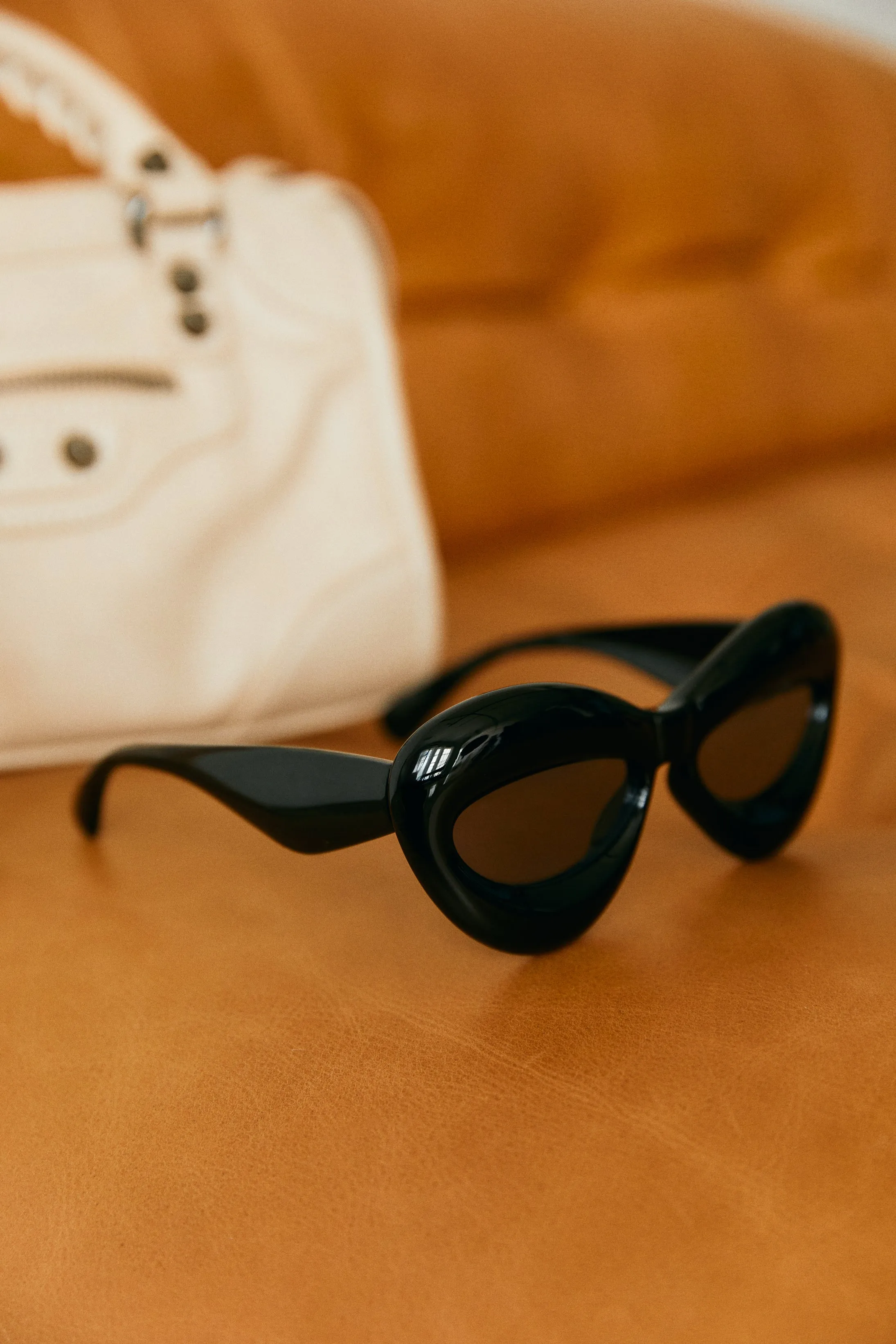 Summer Fun Oversized Sunglasses - Black