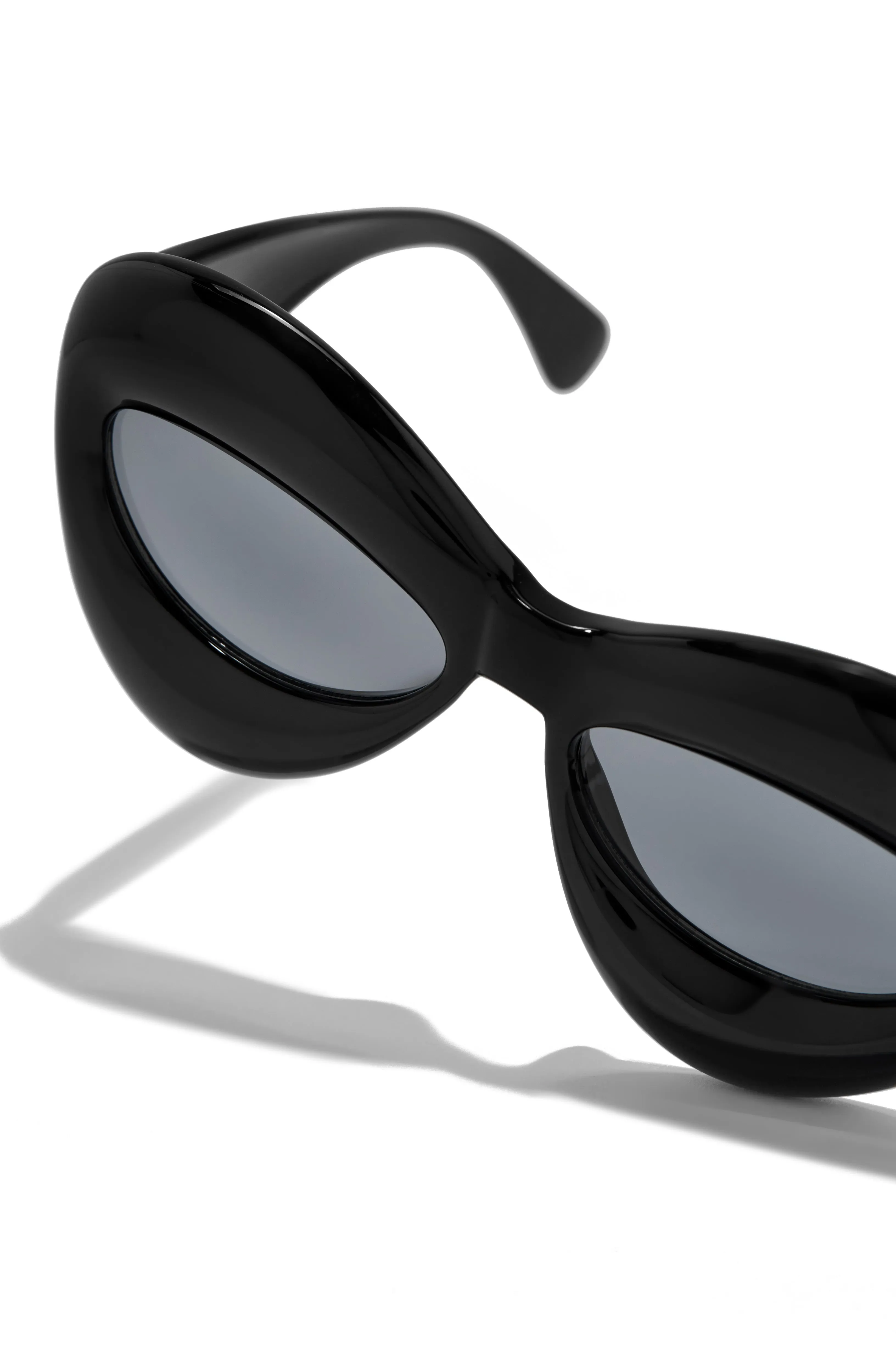 Summer Fun Oversized Sunglasses - Black