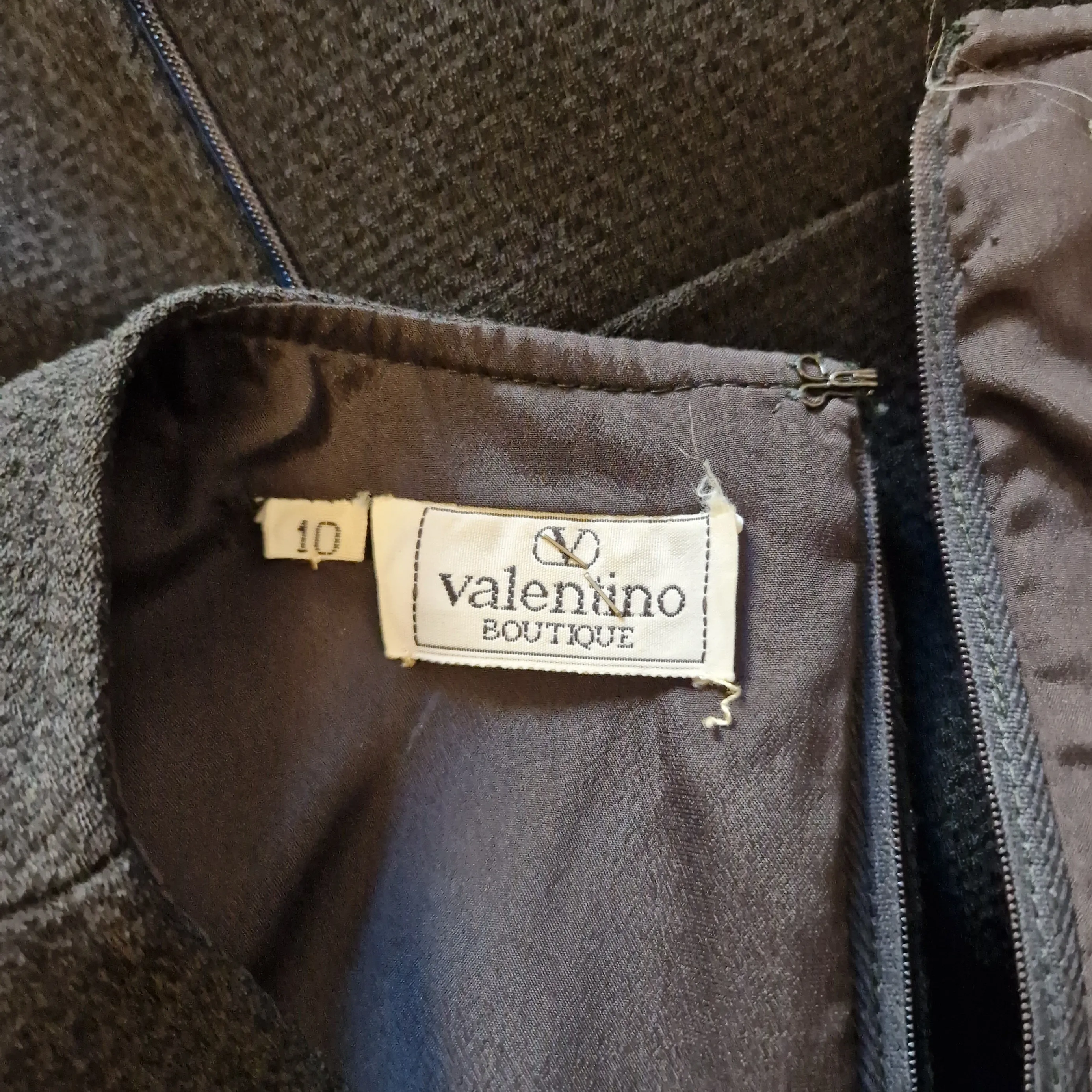 Valentino Boutique | Abito nero manica velata